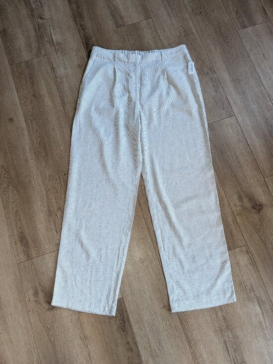 Old Navy Pants - NWT Old Navy Womens High-Waisted Linen-Blend Pleated Front Pants Size XL Tall